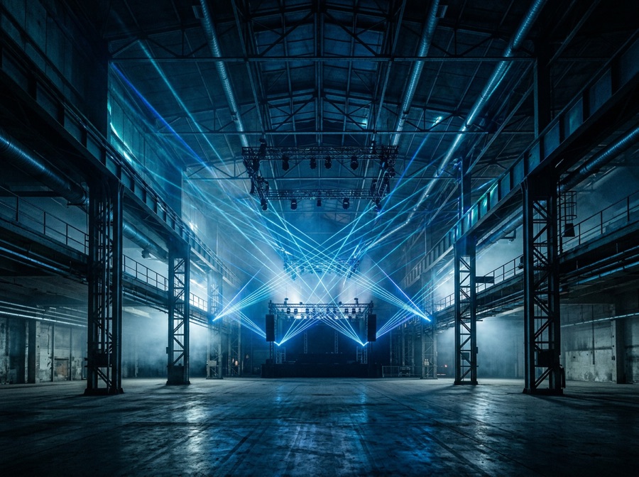 Symbolbild: Lasershow in einer Halle